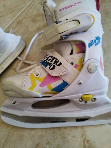 Korčule na ľad, 29