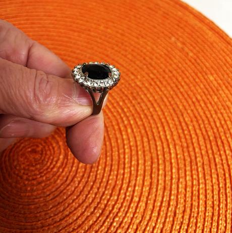 Starožitný prsteň, 