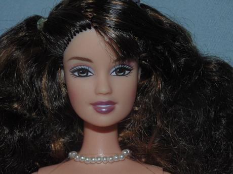 Barbie teresa fashion fever s náhrdelníkom 2005, 