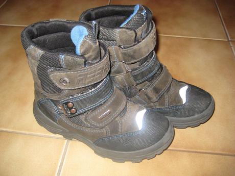Čižmy, baťa,31