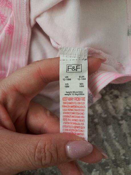 Šaty, f&f,86