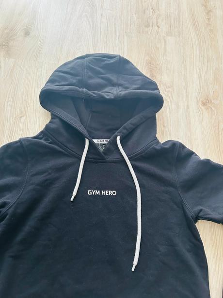 Skvelá mikina poľskej značky gym hero, pc 40 eur, s