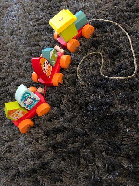 Drevený vláčik skladačka, 