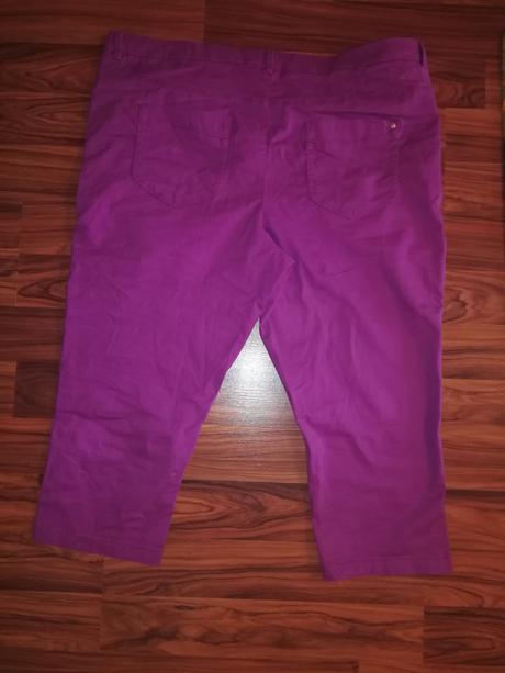 Fialové 3//4 nohavice 50-52, c&a,50