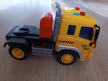 Auto na zotrvačnik,