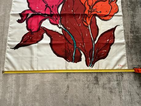 Hodvabna dior satka, 