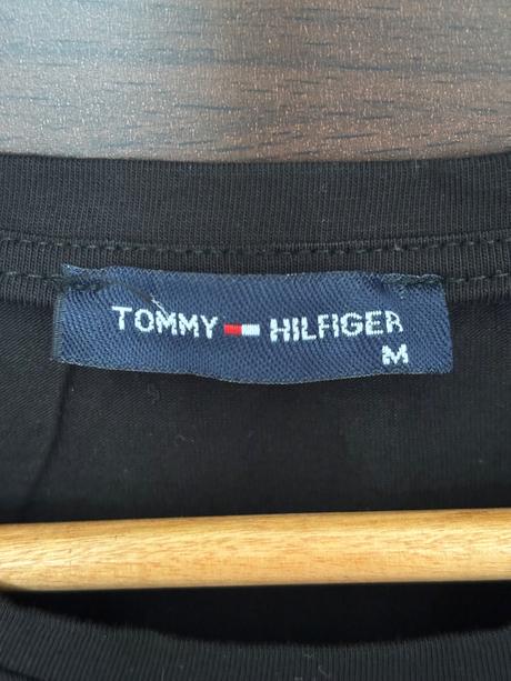 Dámske tričko m, tommy hilfiger,m