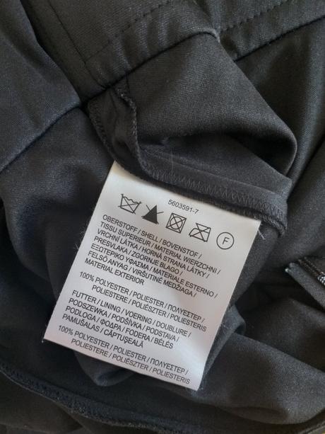 Spolocenske saty, 38