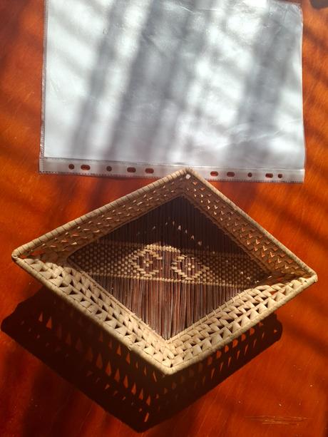 Retro vintage prutena miska,