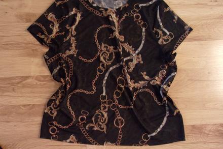 Ľahké tričko, bershka,l