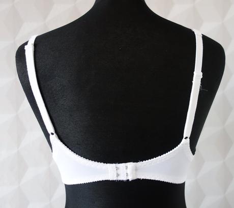 Podprsenka triumph minimizer, veľ. 75c, triumph,75c