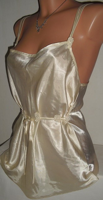 Satenova elegantna kosielka, l