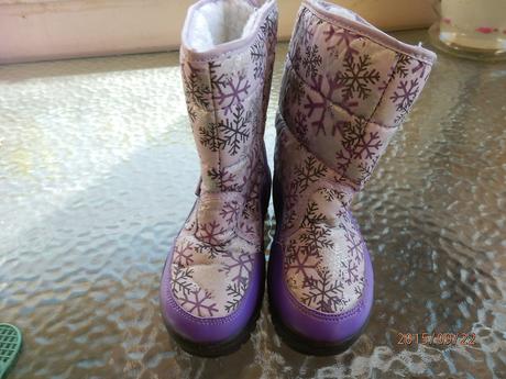 Fialové snehule, 28