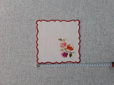 Vyšívaný obrus 4 ks, 