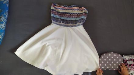 Krásne šaty na leto, s