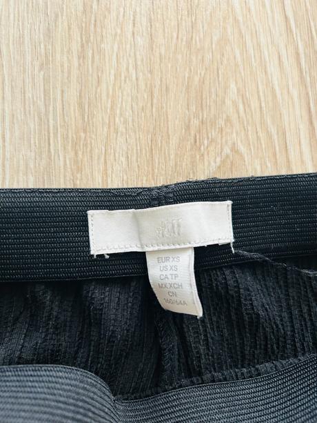 Skvelý komplet šiat a nohavíc značky h&m,pc 58 eur, h&m,xs