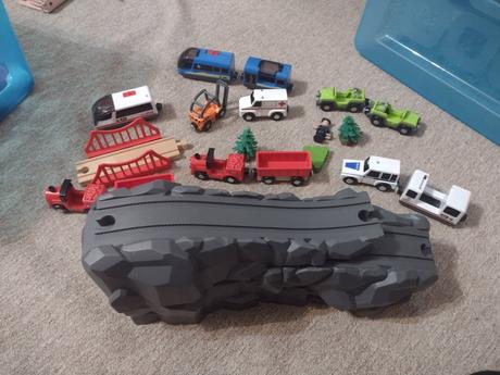 Drevená železničná stanica 2 balenia, 