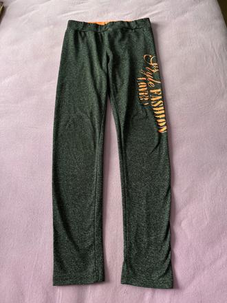 Športové legíny, 146