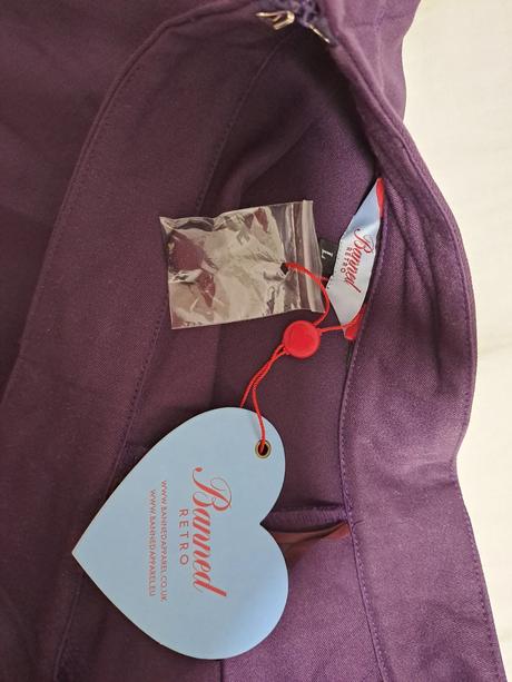 Slušivá sukňa na širšie boky, l