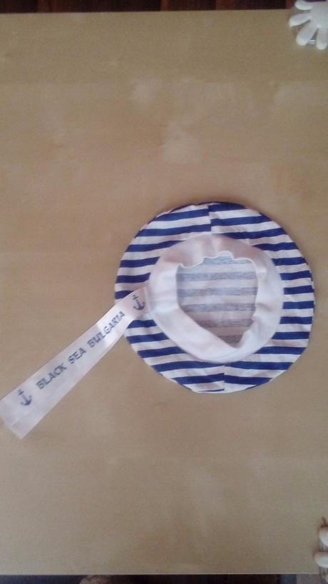 Námornícke šaty s čiapkou, 68