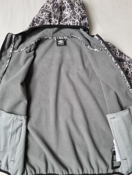 Softshellová bunda, umbro,152