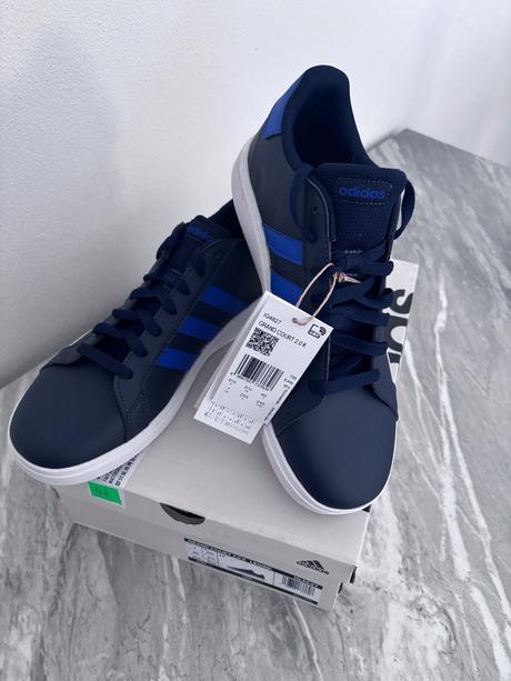 Nové tenisky vel. 40, adidas,40