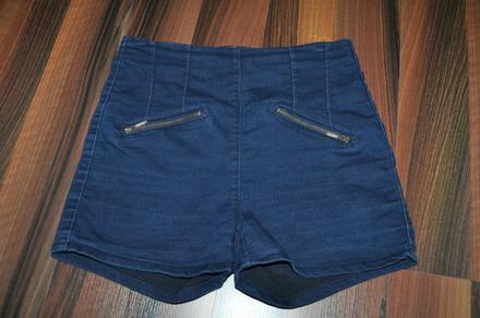 Šortky, 158