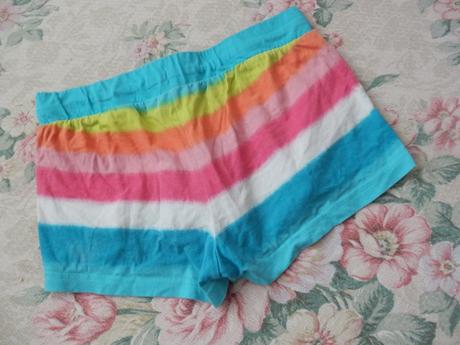 Letné kratasy, girl2girl,140