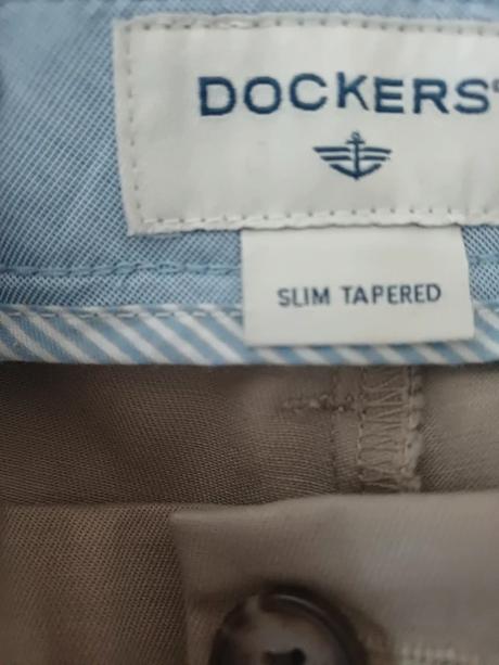 Kvalitné pánske nohavice dockers slim tapered č.34, l