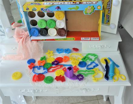 Vykrajovačky s príslušenstvom, 