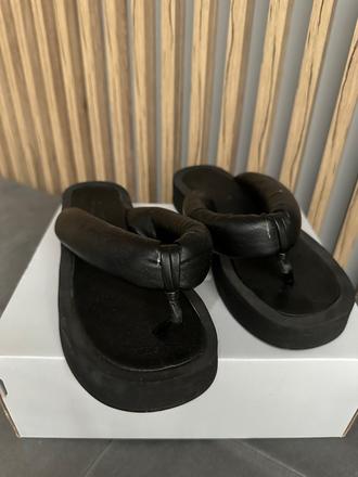 Čierne šlapky truffle, 37