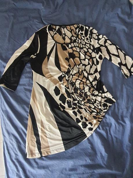 Atypicka zaujimava tunika, 46