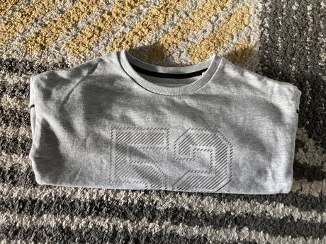 Mikinka s číslom, c&a,140