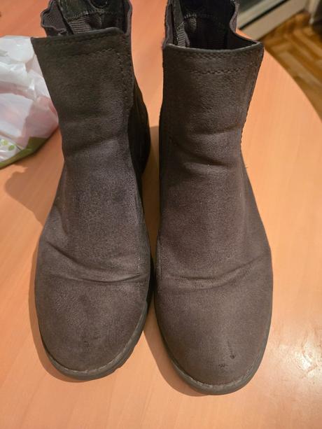 Semišové členkové topanky, 38
