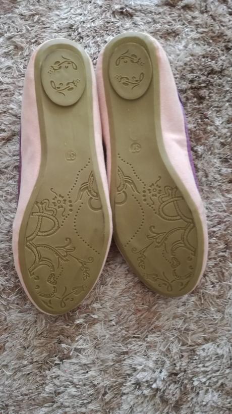 Ruzové balerinky, 36