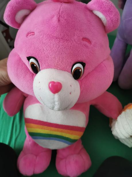 Chichotajúci plyšový macko, 