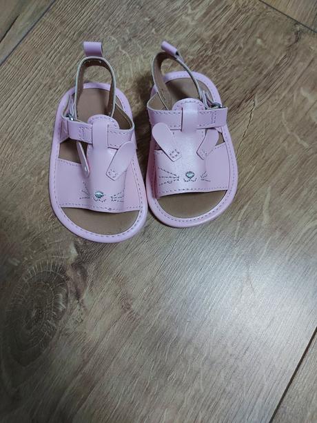 Sandálky capačky, tesco,<17