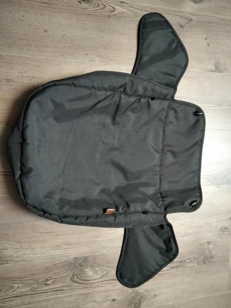 Nánožník, petite&mars,petite&mars street