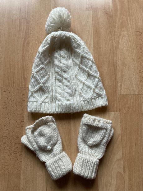 Zimná čiapka s rukavicami, 52