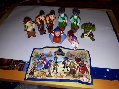 Kinder hracky,figurky, 