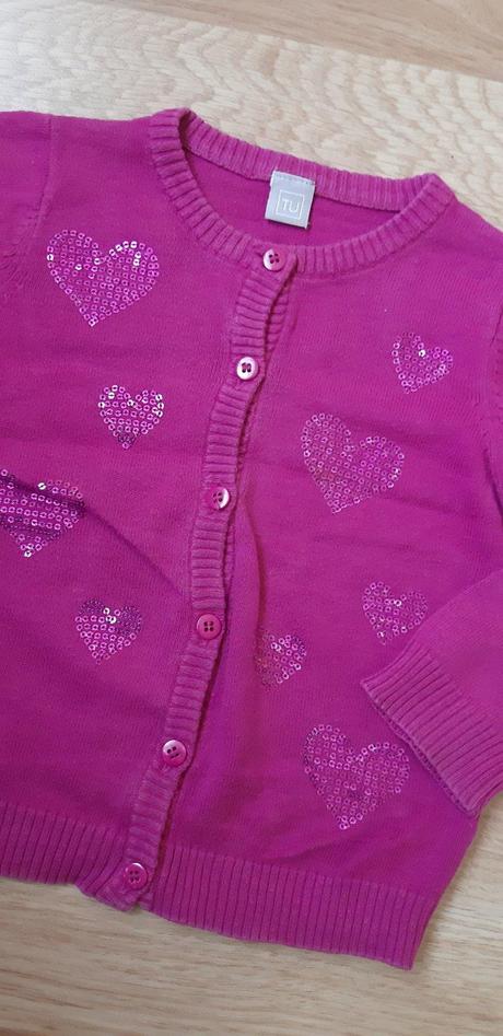 Svetrík zo srdiečkami, tu,86