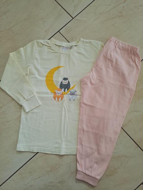 Pyžamo slovenka, slovenka,110