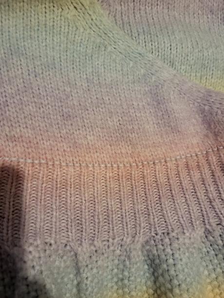 Krásny peplum sveter, 