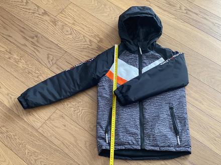 Prechodná bunda, 128