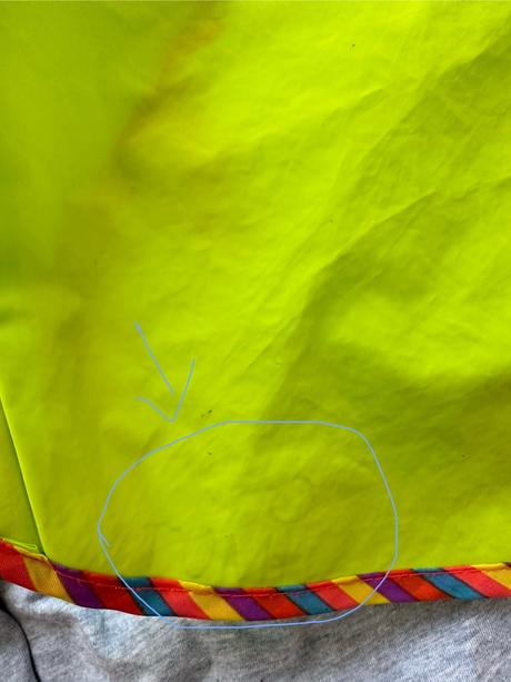 Plášť/ podbradník,