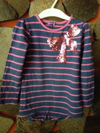 Krasne tricko s flitrivou maslickou vzadu predlzen, f&f,98