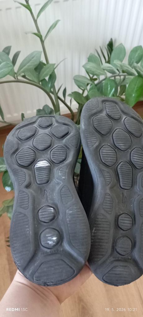 Tenisky, skechers,32