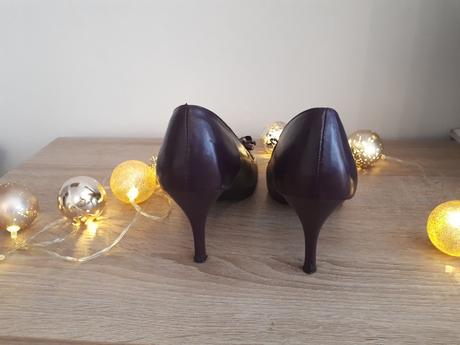 Fialové lodičky, 41