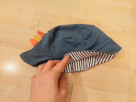 Klobúčik dinosaurs, f&f,80