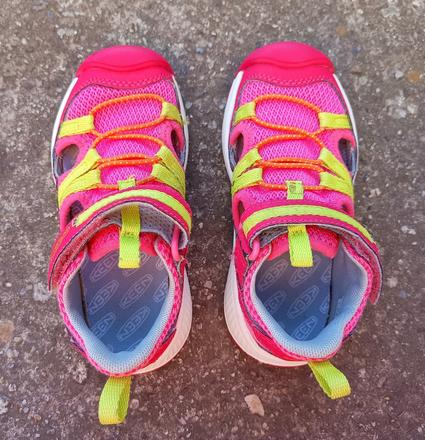 Keen sandalky, keen,27